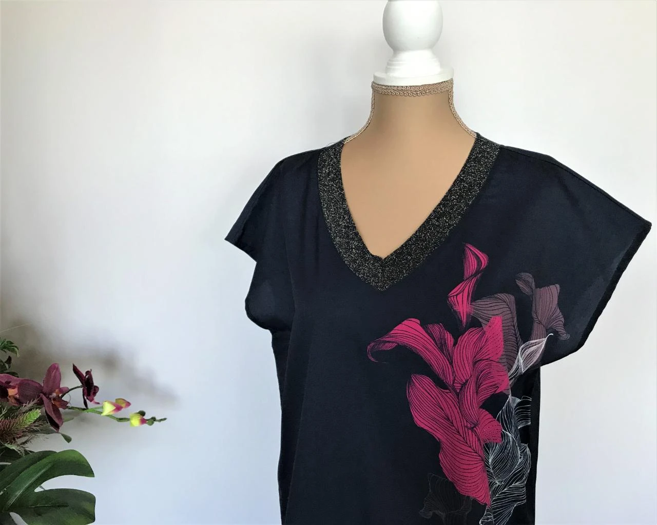 Terre Bleue M42 dark blue with fuchsia and glitter blouse. – photo 2